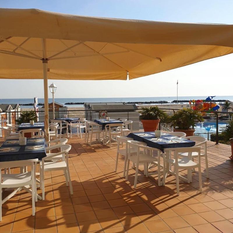 Hotel Nord Est Cattolica Extérieur photo