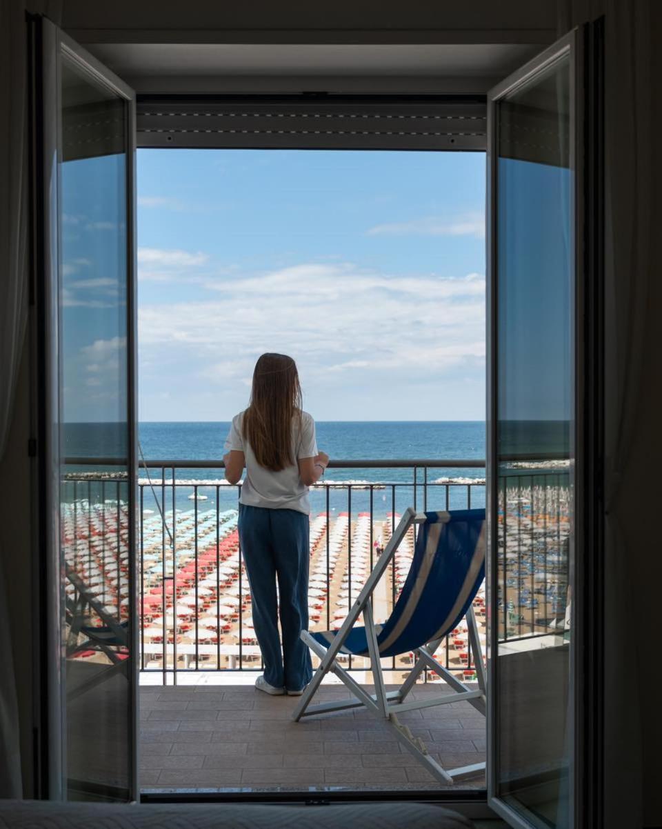 Hotel Nord Est Cattolica Extérieur photo