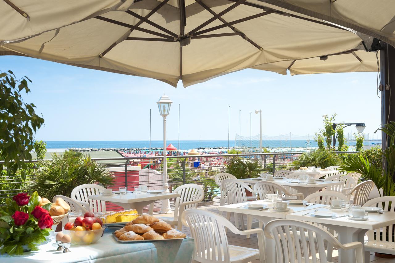 Hotel Nord Est Cattolica Extérieur photo