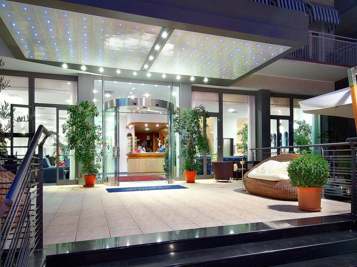 Hotel Nord Est Cattolica Extérieur photo