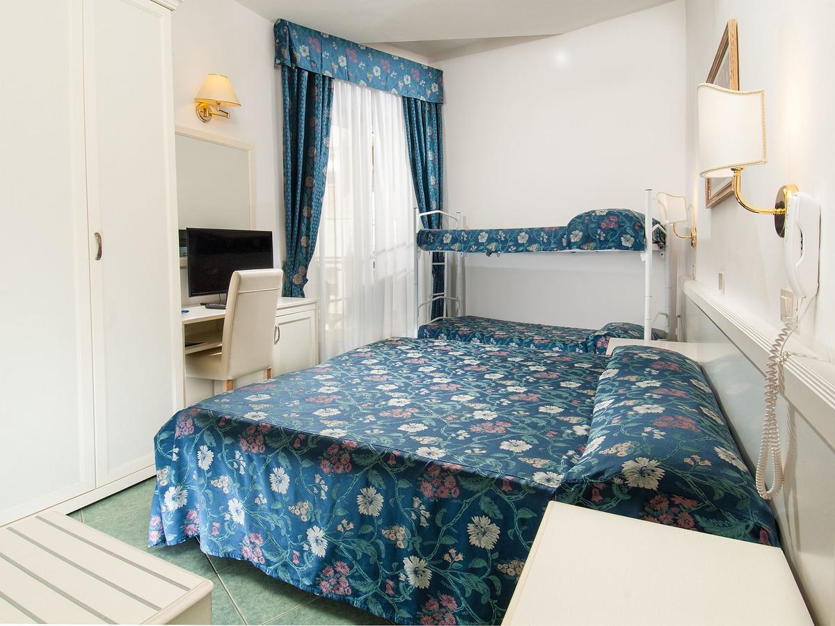 Hotel Nord Est Cattolica Extérieur photo
