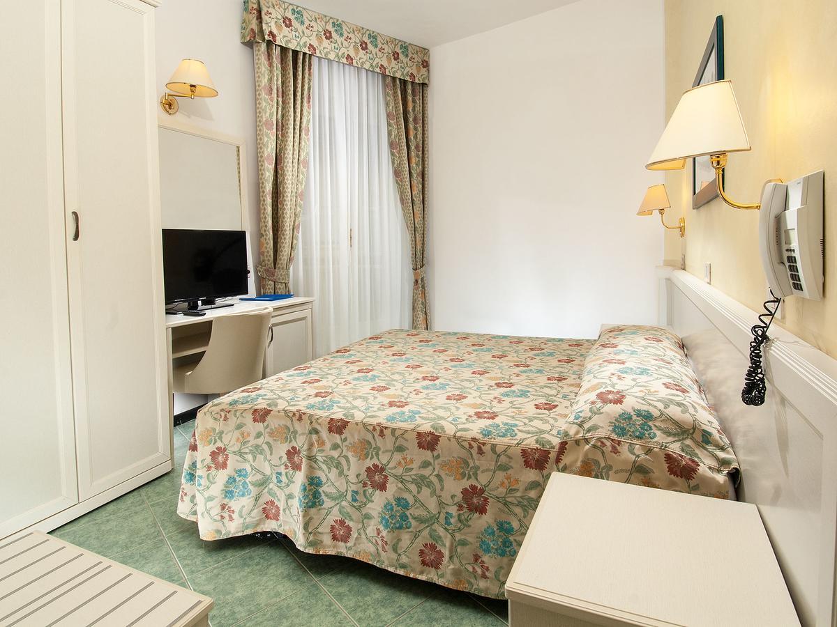 Hotel Nord Est Cattolica Extérieur photo